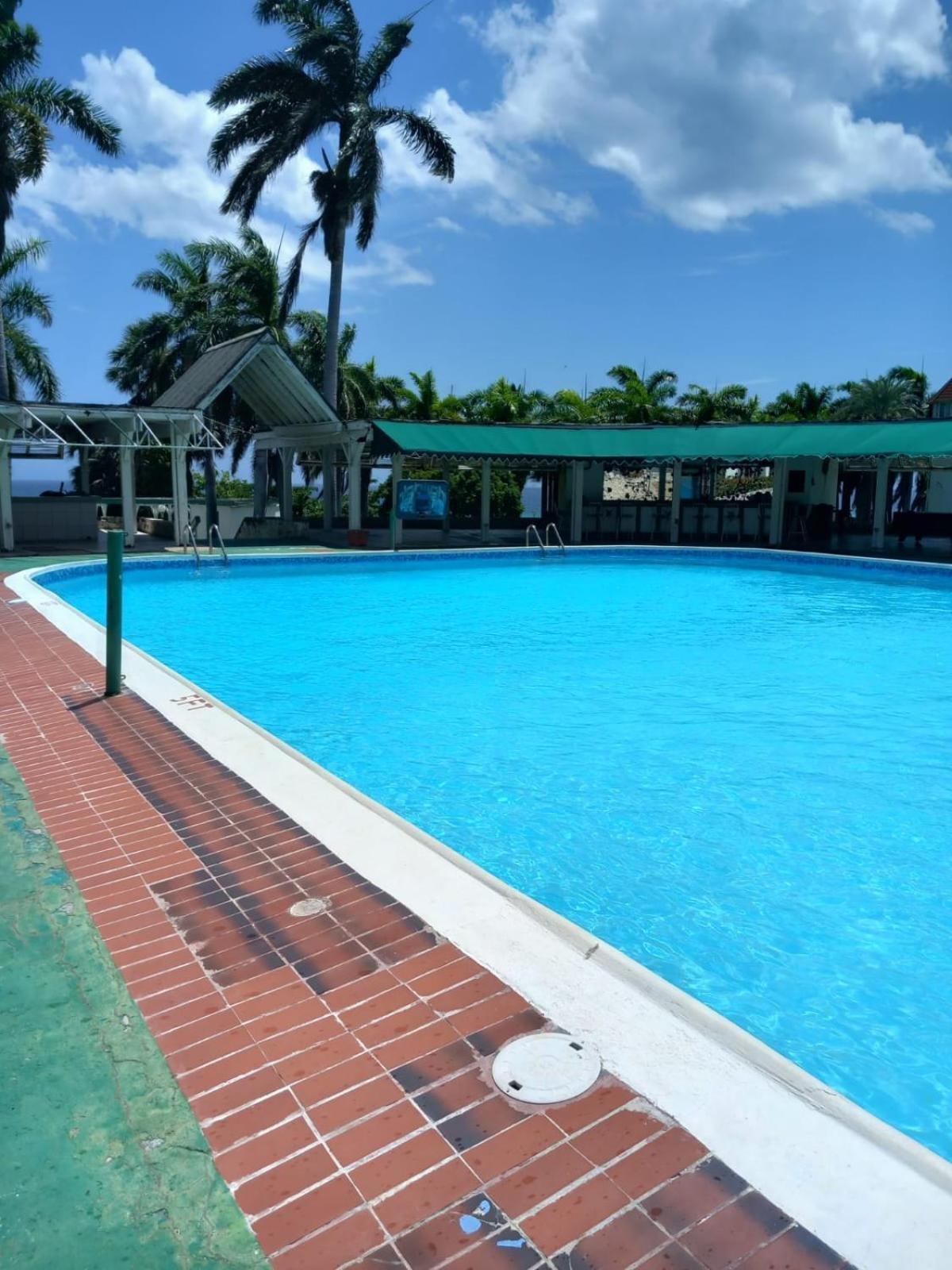 Seacastle Deluxe Studio Montego Bay Exterior foto